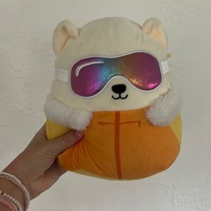 8” Brooke the bear